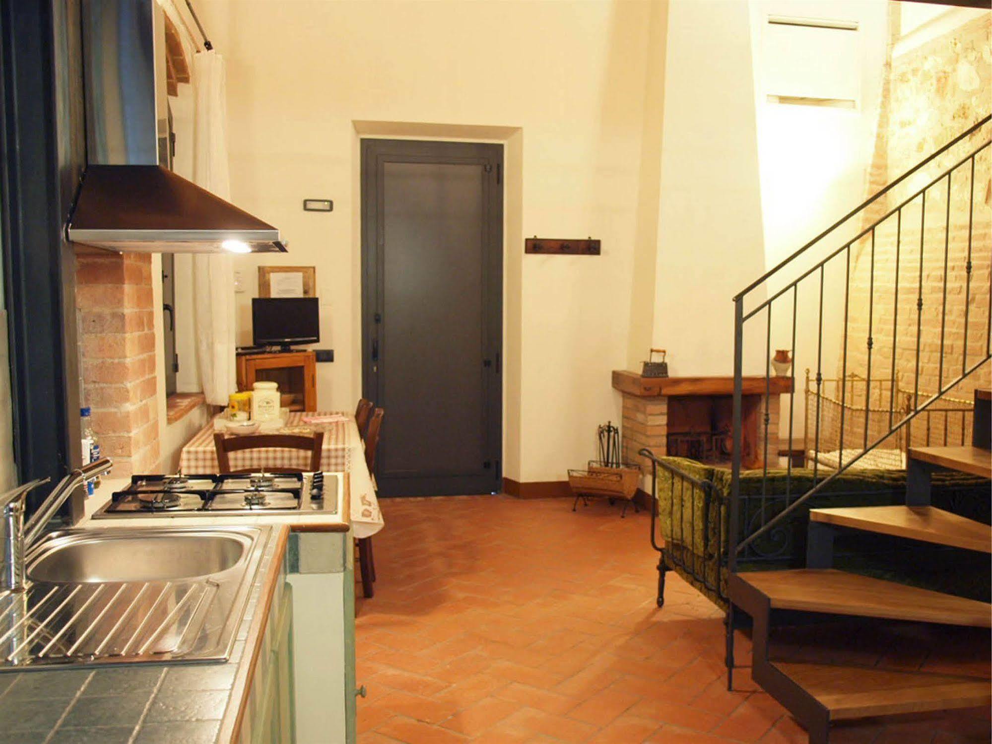 La Fornace Di San Galgano Vila Frosini Exterior foto